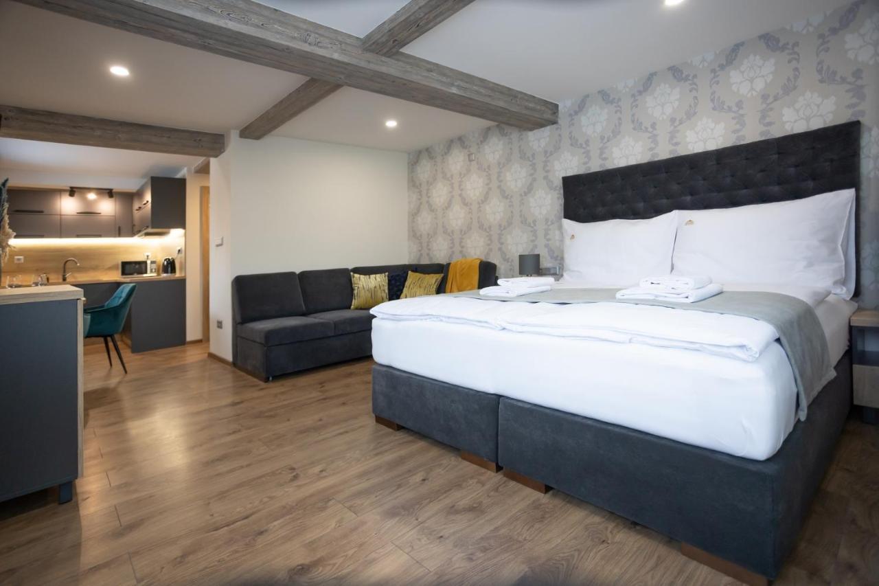 Hotel Demanova Apartments - Dependance Liptovský Mikuláš Eksteriør billede
