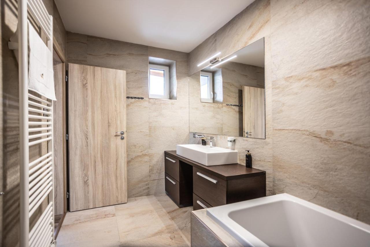 Hotel Demanova Apartments - Dependance Liptovský Mikuláš Eksteriør billede