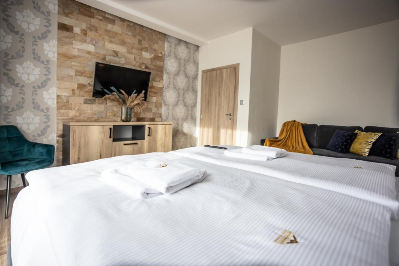 Hotel Demanova Apartments - Dependance Liptovský Mikuláš Eksteriør billede
